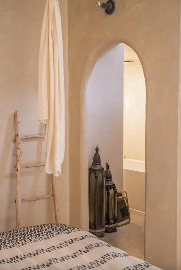 Haert Boutique Wellness Suites City Centre ハーレム エクステリア 写真